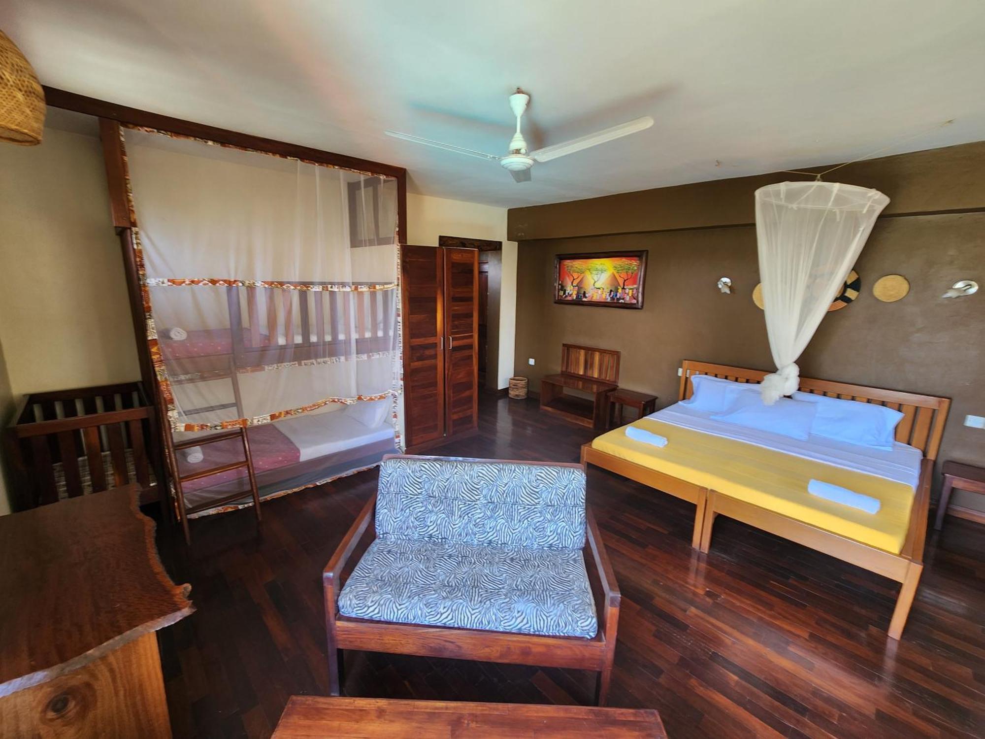 Surjios Guest House جينجا المظهر الخارجي الصورة